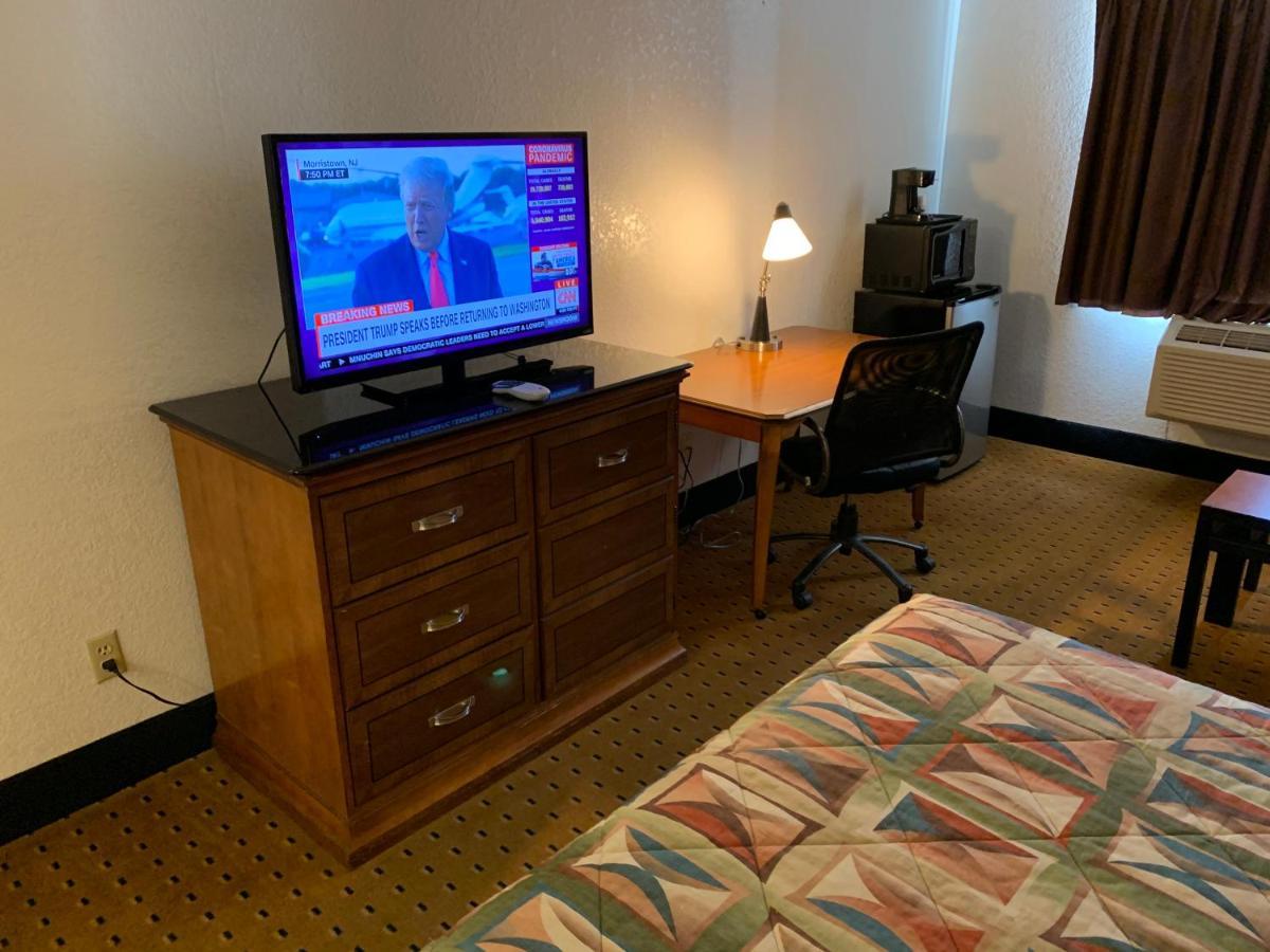 Brentwood Inn & Suites Hobbs Εξωτερικό φωτογραφία