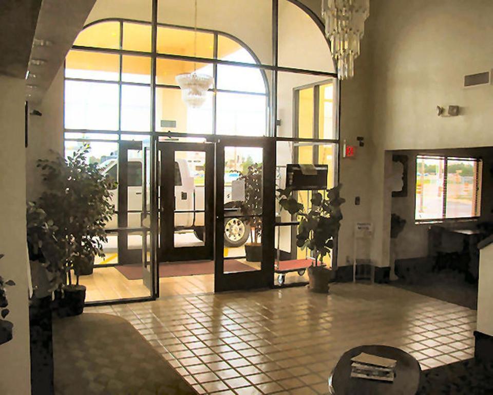 Brentwood Inn & Suites Hobbs Εξωτερικό φωτογραφία