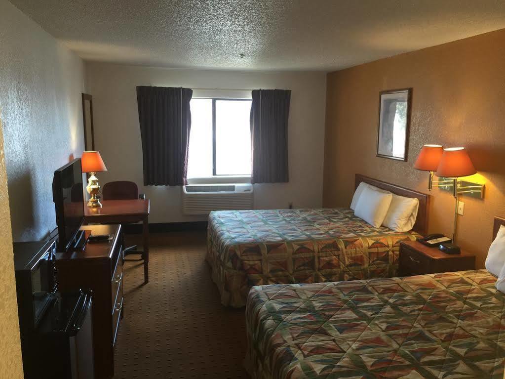 Brentwood Inn & Suites Hobbs Εξωτερικό φωτογραφία